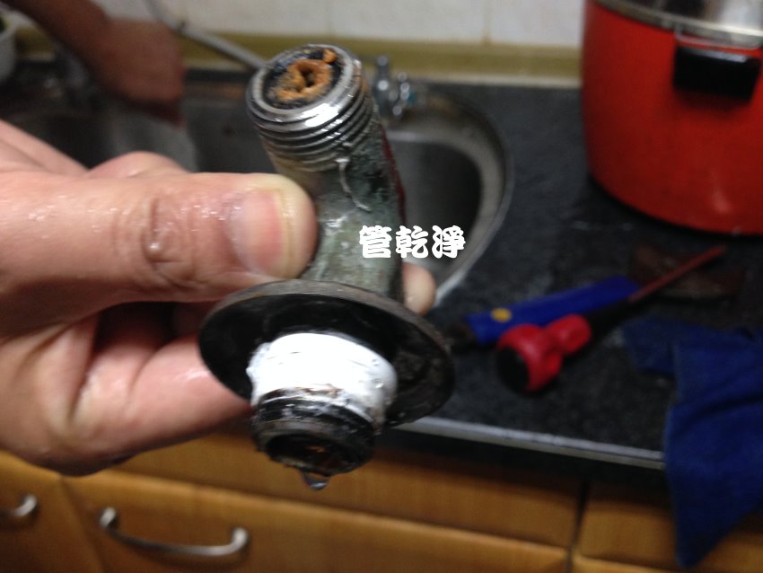 熱水出水量變小? 苗栗 竹南 開元路 水管清洗