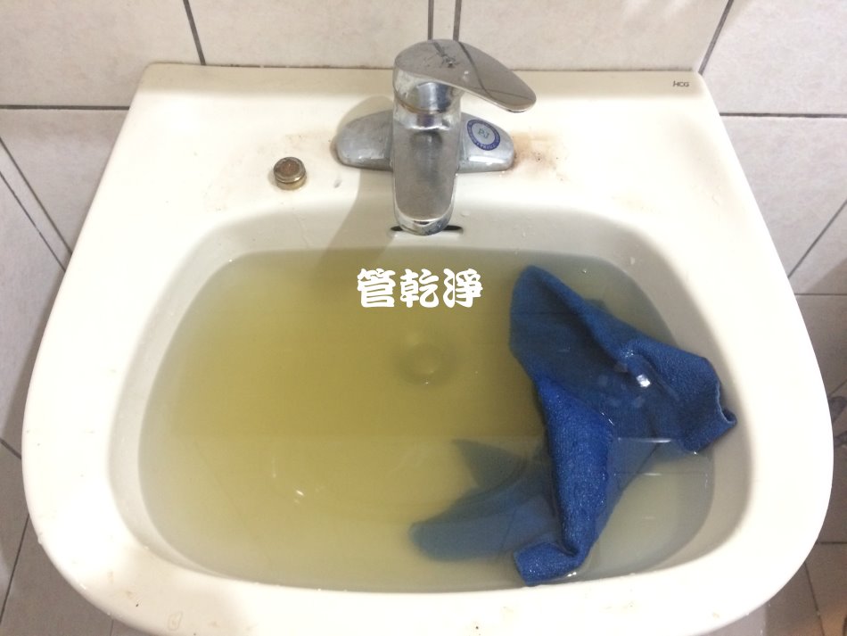水龍頭流出黃水? (台北 信義 永吉路 水管清洗 )