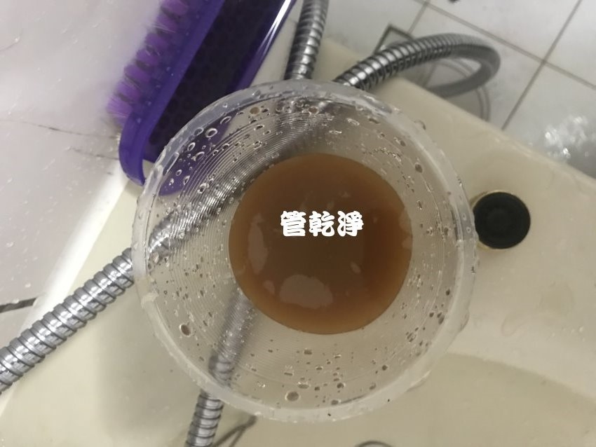 水龍頭流出棕色異物? 桃園區 延壽街 水管清洗
